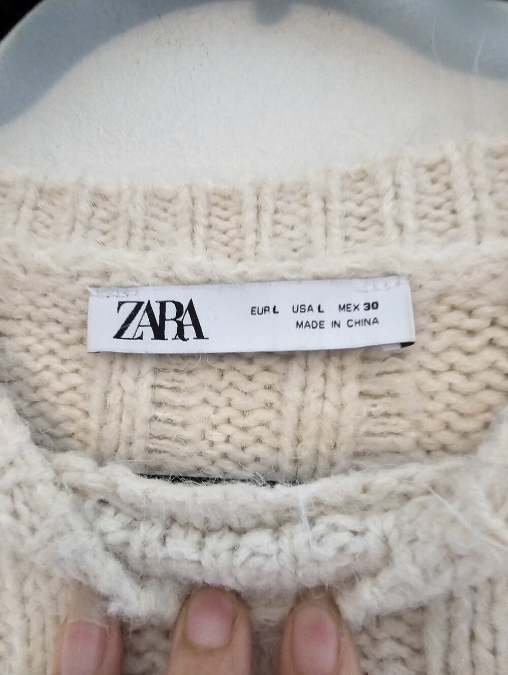 Zara Cream Cable Knit Oversized Sweater Split Cuff Size L - Picture 3 of 6